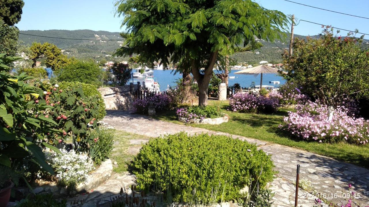 Skiathos Riviera Studios Punta Екстериор снимка